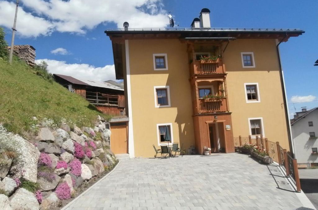 Livinallongo del Col di Lana Apartment | Cèsa Raggio di Sole
