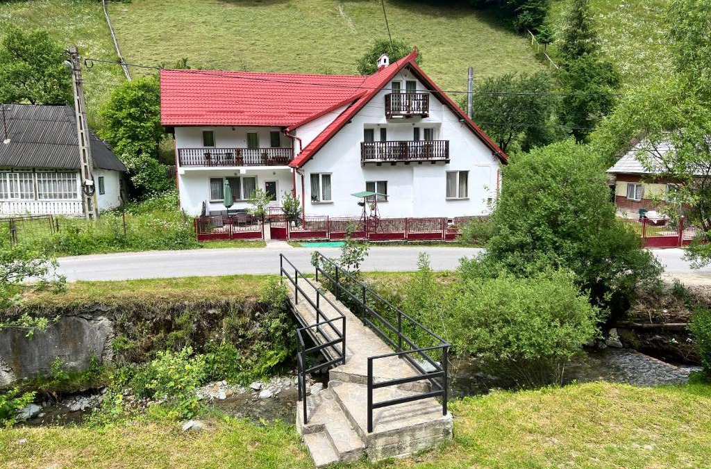 Moeciu de Sus House | Căsuța de lângă pădure