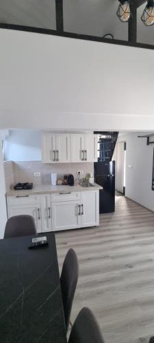 Pantelimon House | Căsuța intimă