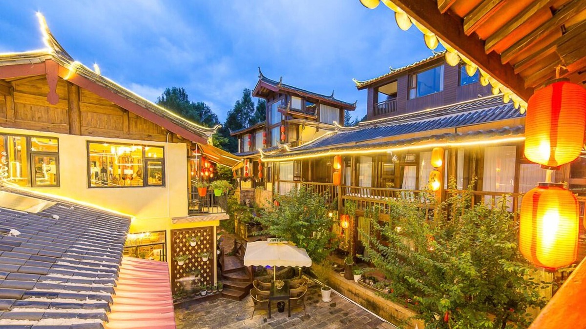 Shuhe Old Town Hotel | C'est La Vie Boutique Inn