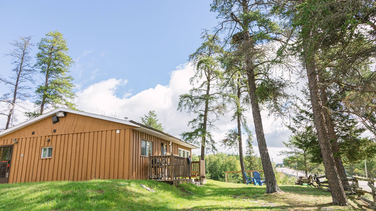 Timiskaming District Cottage | C1 Lakefront Cottage - Nature Getaway in Peaceful Northern Ontario