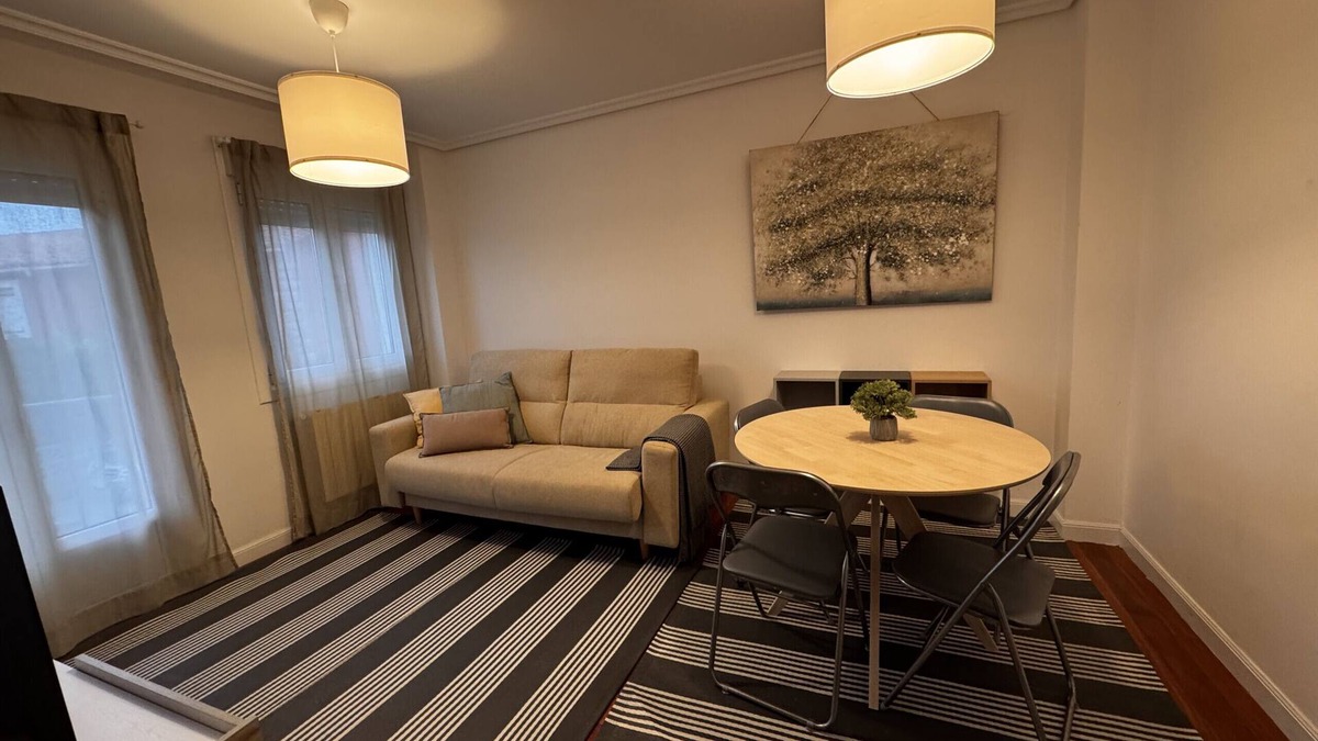 Suances Apartment | C12A01 Coqueto apartamento con piscina y garaje