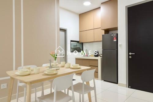 Kampung Bukit Dukong Apartment | C180 Trader Park 3Bedroom Balcony #201