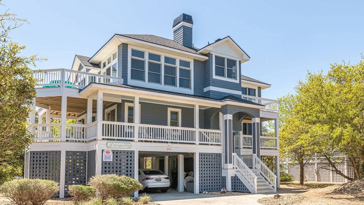 Pine Island House | C6022 Tranquility. Pet Friendly, Hot Tub, Community 2 Pools/Tennis/Playground