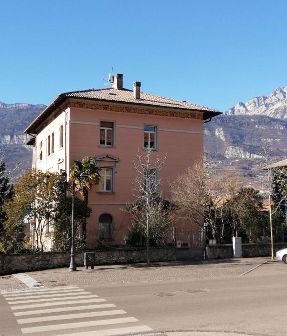 Rovereto Bed & Breakfast | Ca' antica B&B