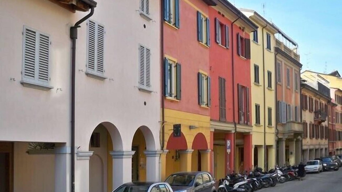 Historic Center Apartment | 'Ca' di Vale': cozy flat in the centre of Bologna. Rooftops view of the town.