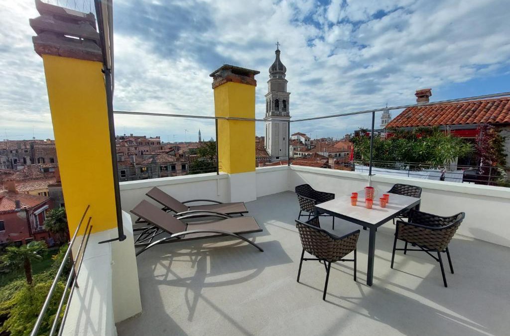 Castello Apartment | Ca' Francesca Suite Terrace in Venice