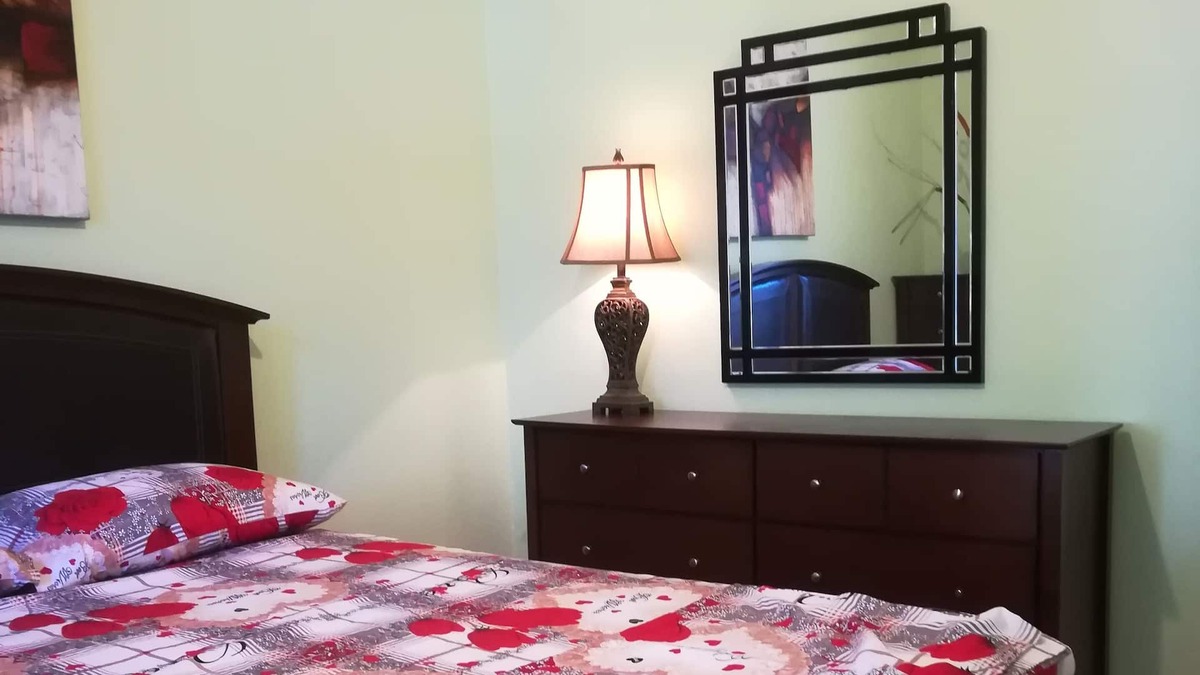 Hochelaga Apartment | Full apartment, Montreal authentic