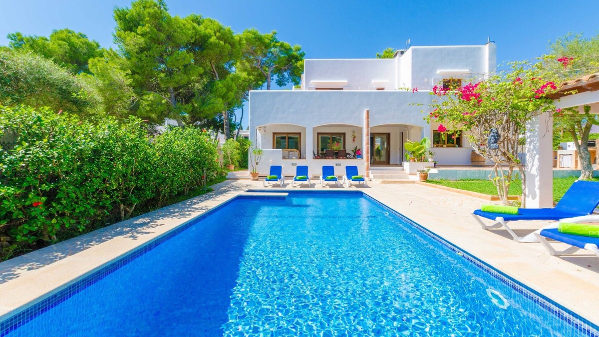 Cala d'Or Villa | CA N'ESTEL - Villa with private pool in Cala d'Or. Free WiFi