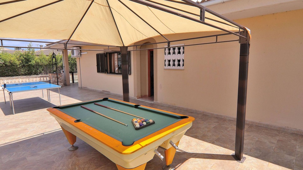 Muro Ski Chalet | Ca Na Coloma 145 fantastic villa with barbecue, billiards, ping pong and WiFi