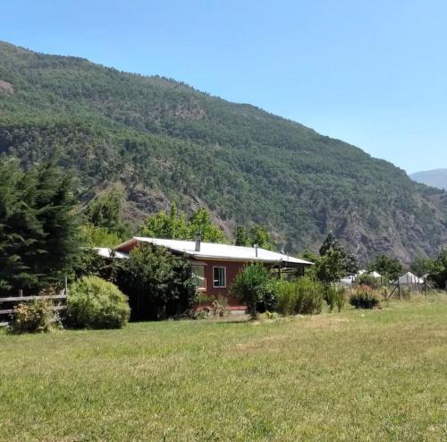 Bajos de Lircay House | Cabaña Las Juntas