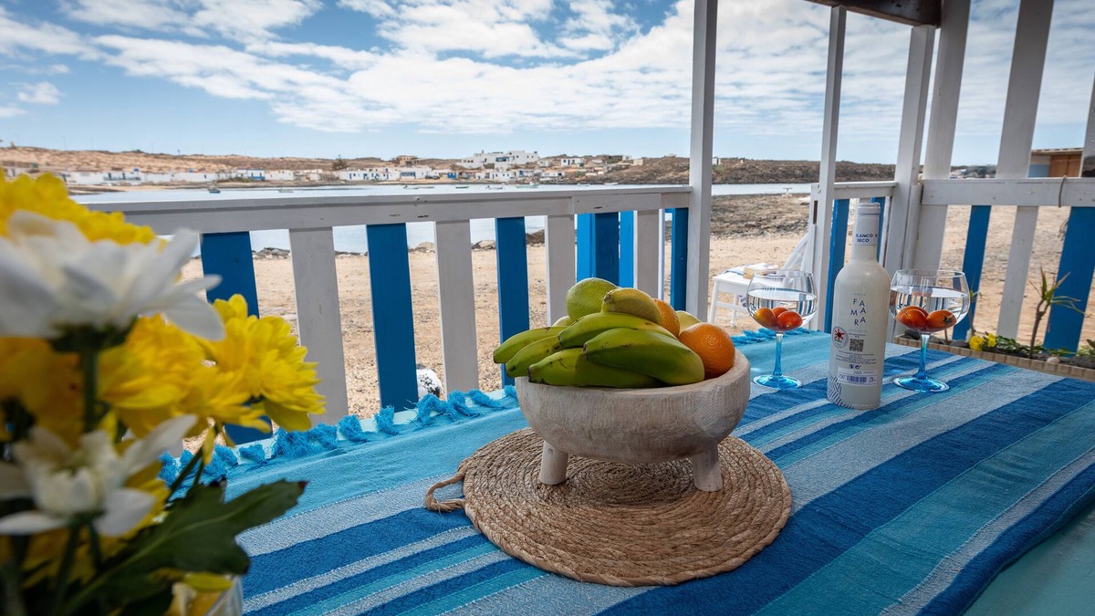 La Oliva Apartment | Cabaña Madera Junto al mar