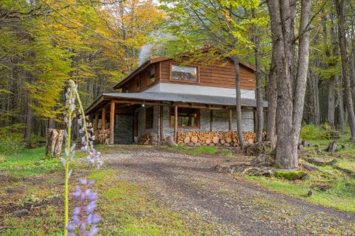 Ushuaia House | Cabaña SUR en Llanos del Castor
