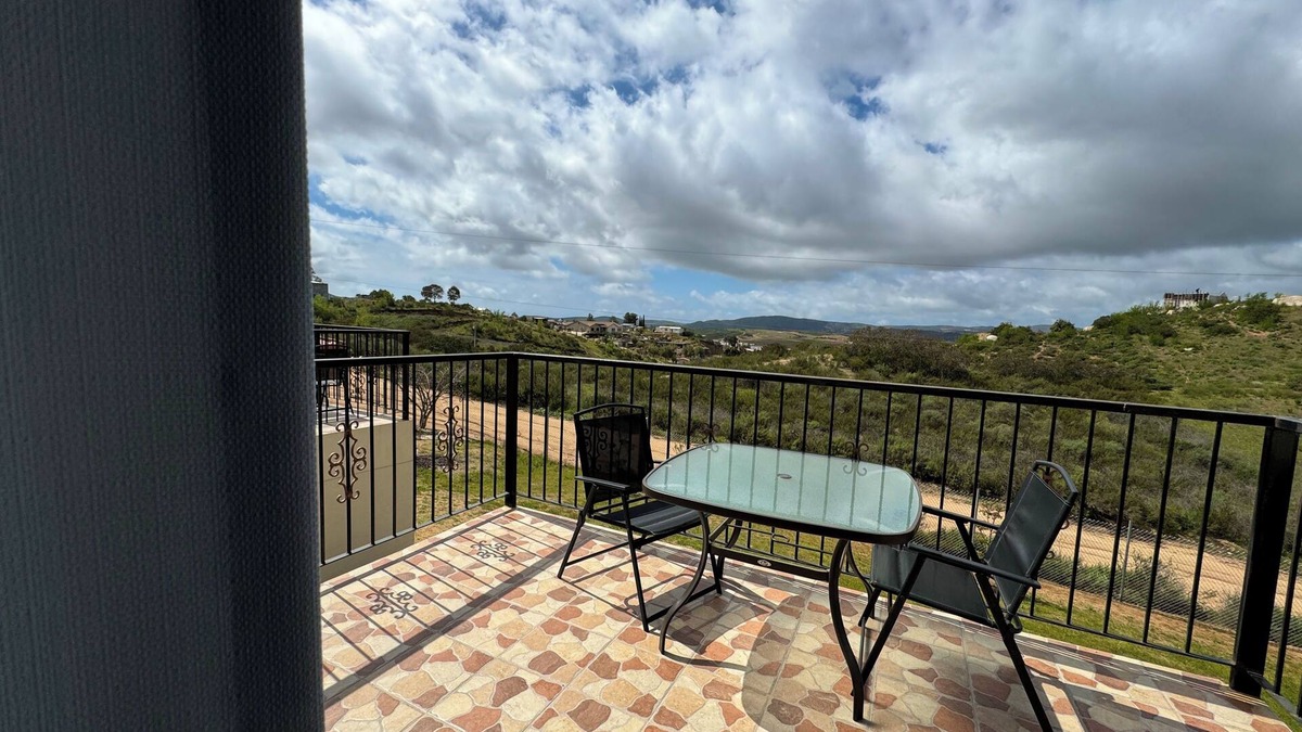 San Antonio de las Minas Cabin | Cabañas Colibri