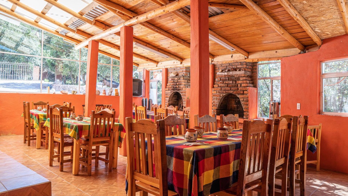 Areponapuchi Hotel | Cabañas Darely