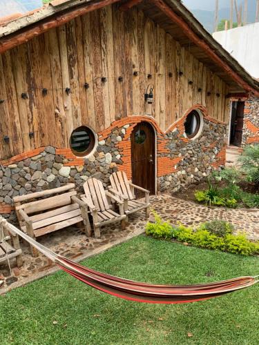 Tzununa Hotel | Cabañas de Tzununa