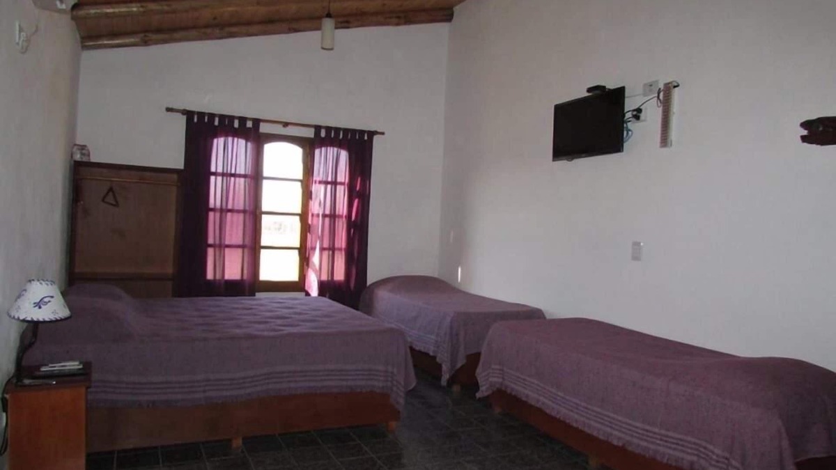Cuadro Nacional Cabin | Cabañas "Las Bahienses"