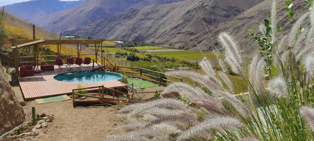 Paihuano House | Cabañas "Terrazas de Orión" con Vista Panorámica en Pisco Elqui