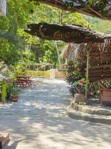 Santa Marta Hotel | cabañas zona verde tayrona