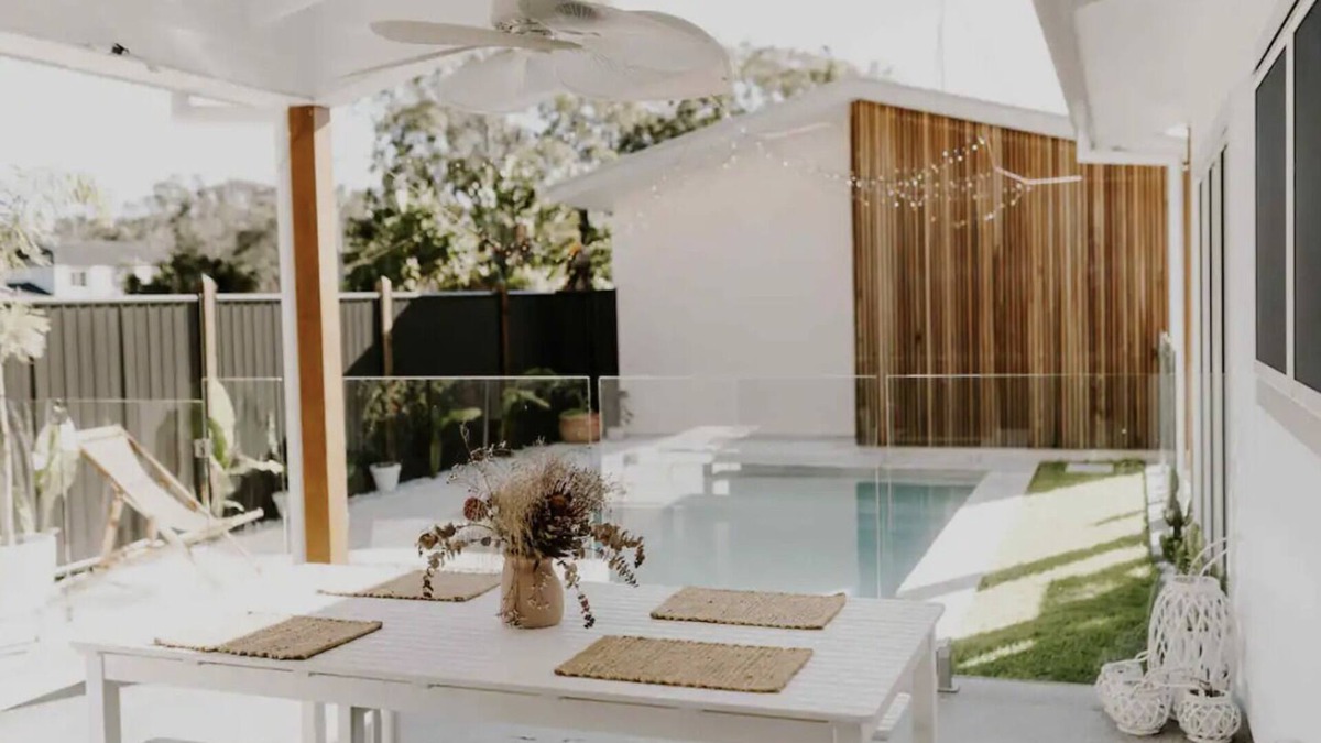 Bogangar House | ‘Caba Riad’ Beautiful Stylish House w/ pool & creek access