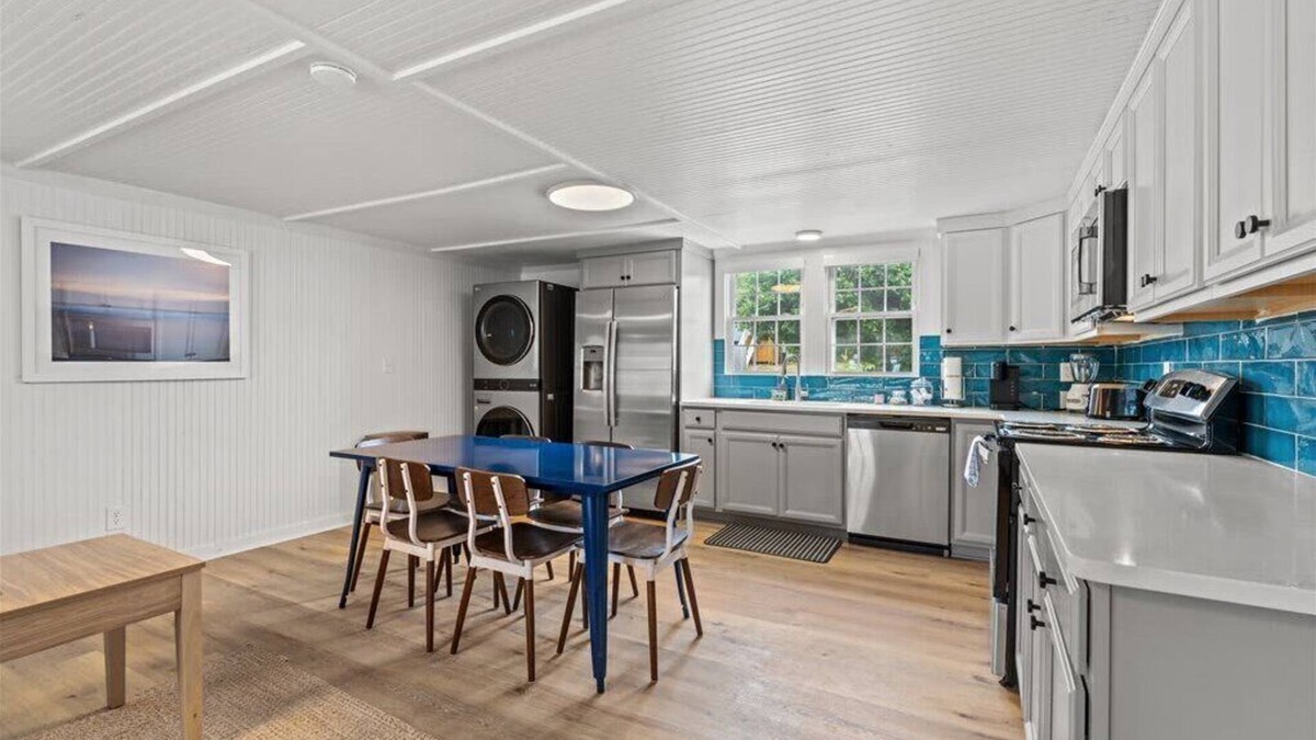 Crescent Beach Apartment | Cabana Beach 5 3BR Condo Just Steps from the Ocean