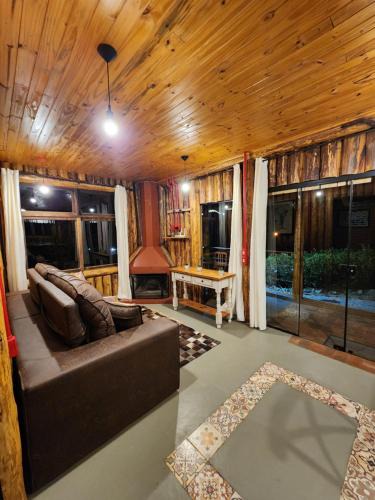 Campo Alegre Ski Chalet | Cabana da Avenquinha