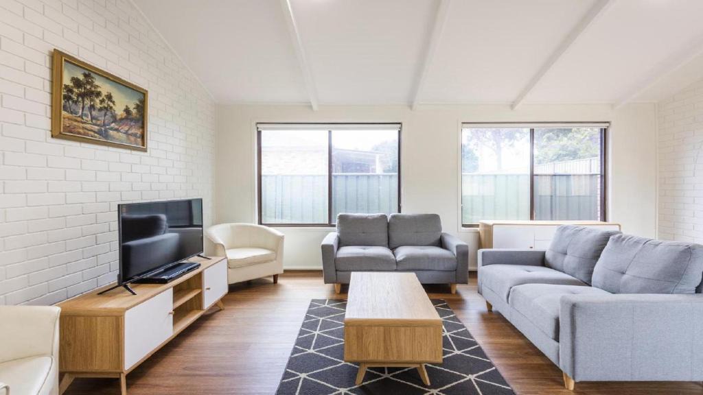Yamba House | Cabana Feliz Yamba, Pet Friendly Cottage