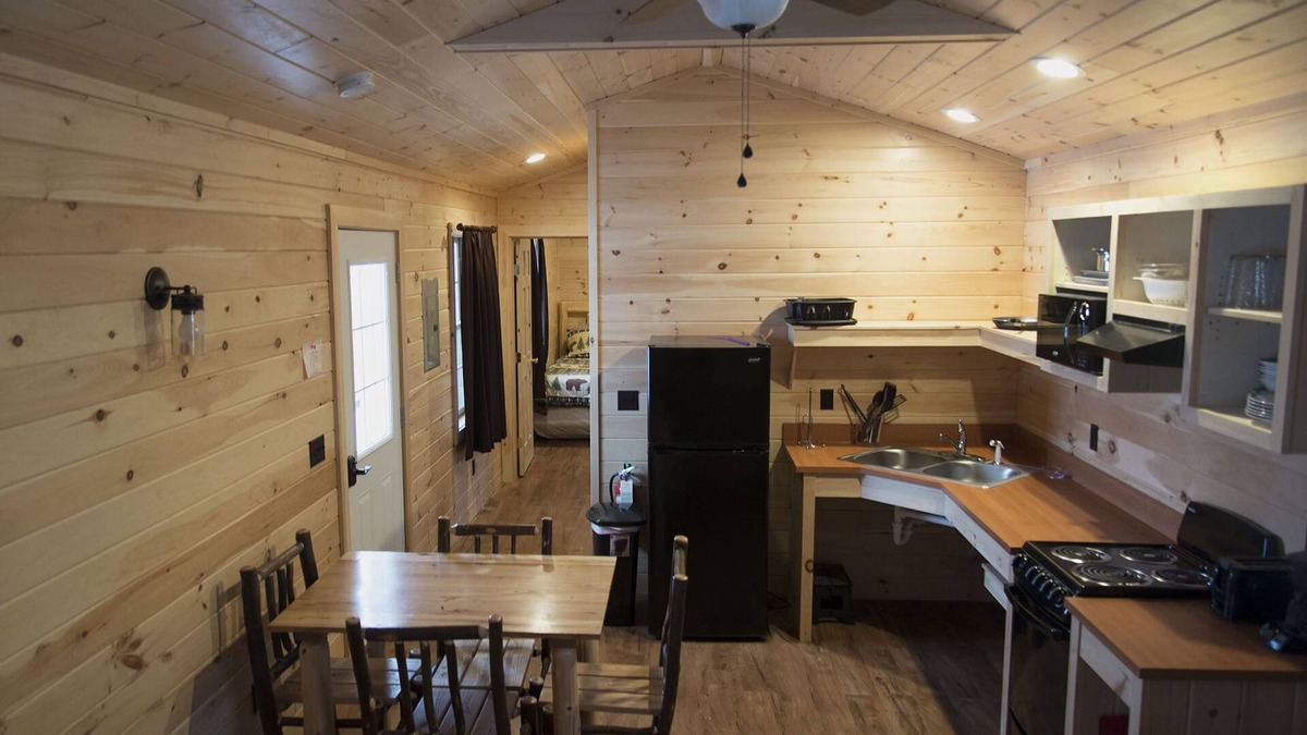 North Rose Cabin | Cabin # 1 of 4 at Oak Park Marina-on beautiful Sodus Bay! Weddings & Vacations
