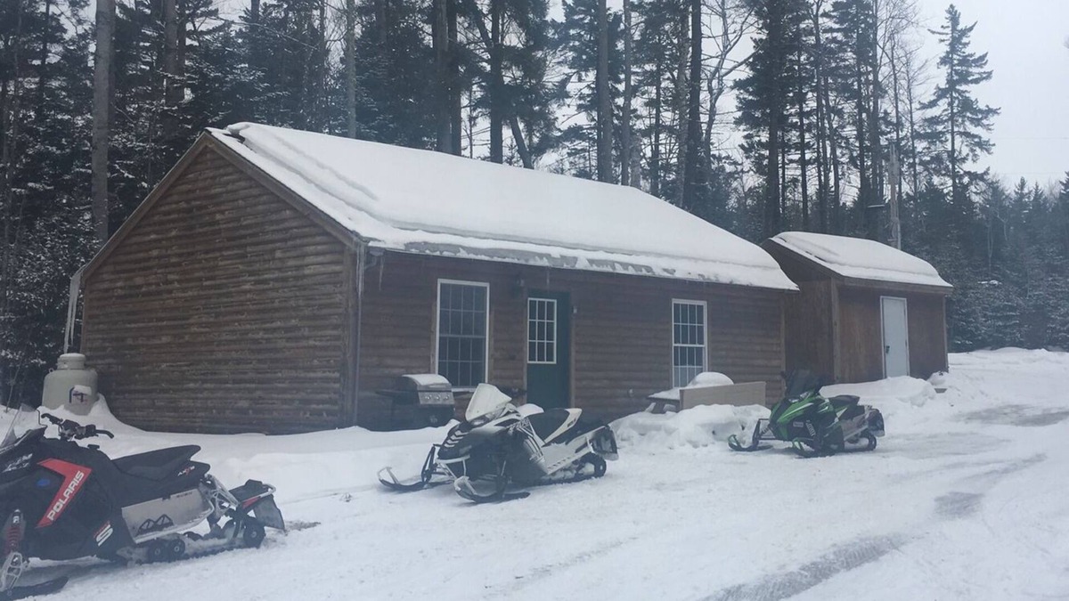 Northeast Somerset Cabin | Cabin 1 Roody's Black Bear Cabins- Trail access from camp