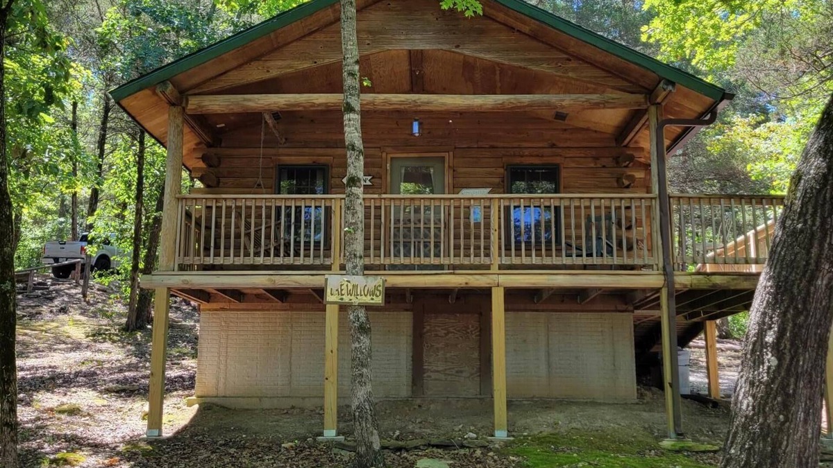 Shell Knob Cabin | Cabin #10-Cozy log cabin nestled in the woods brief walk to Table Rock Lake