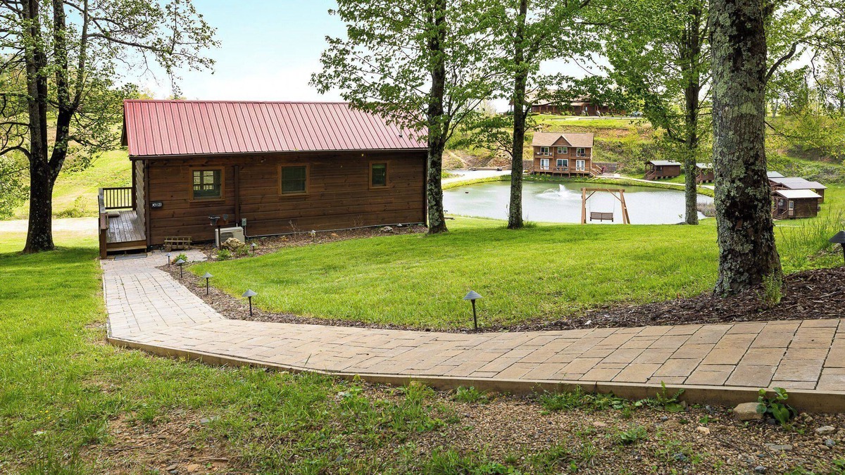 Purlear Cabin | Cabin #4 The Sky Retreat - Off the Blue Ridge Parkway