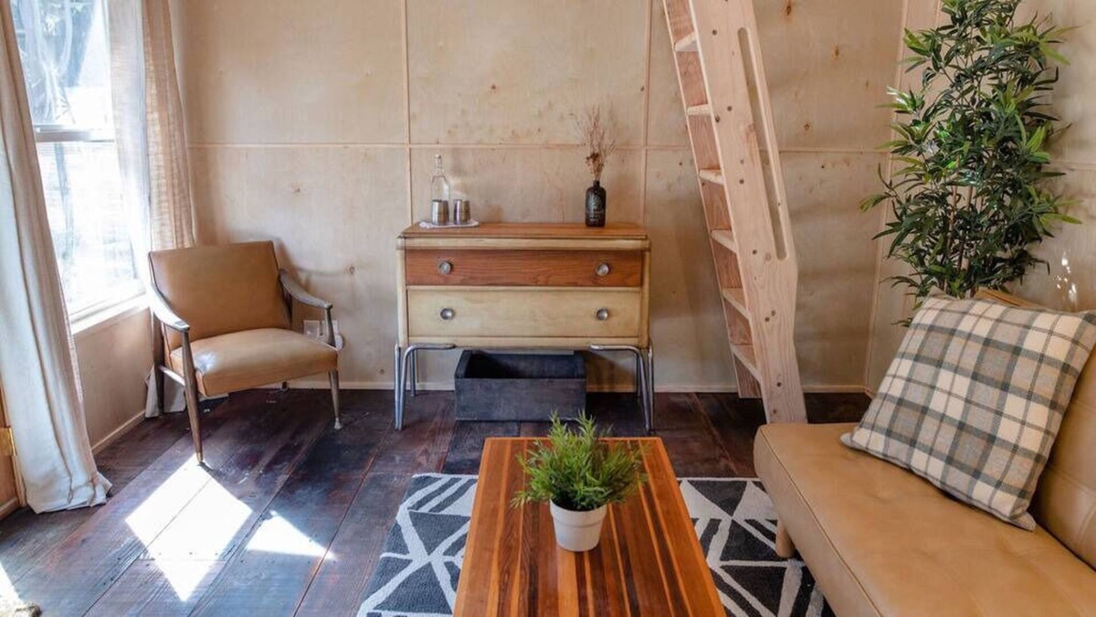 Samoa Apartment | Cabin 5 at Humboldt Bay Social Club