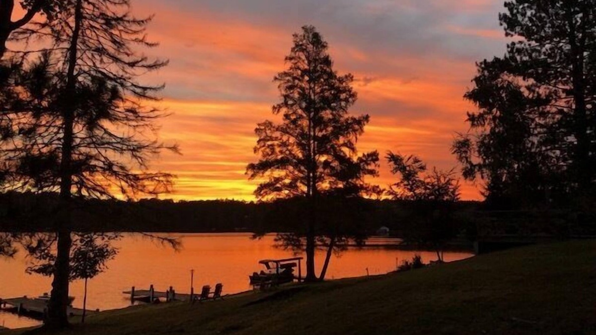 Watersmeet Cabin | Cabin 8 (Lower Level) on Cisco Chain of Lakes @ TIL Resort