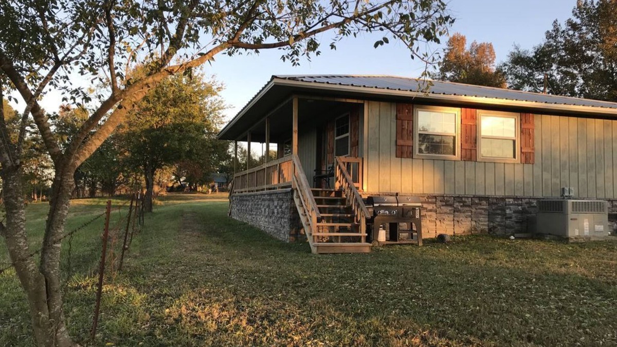 Pearcy Cabin | Cabin At Lost Creek w/Hot Tub - A little slice of heaven