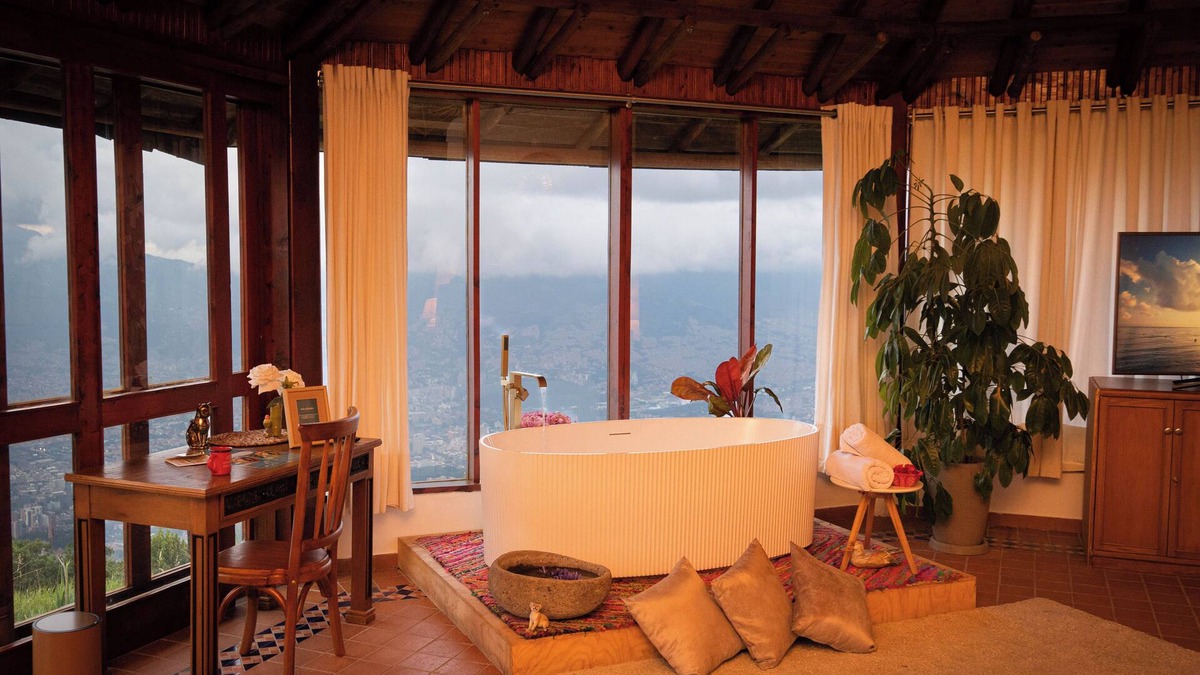 Medellin Cabin | Cabin in Santa Elena with view of Medellín