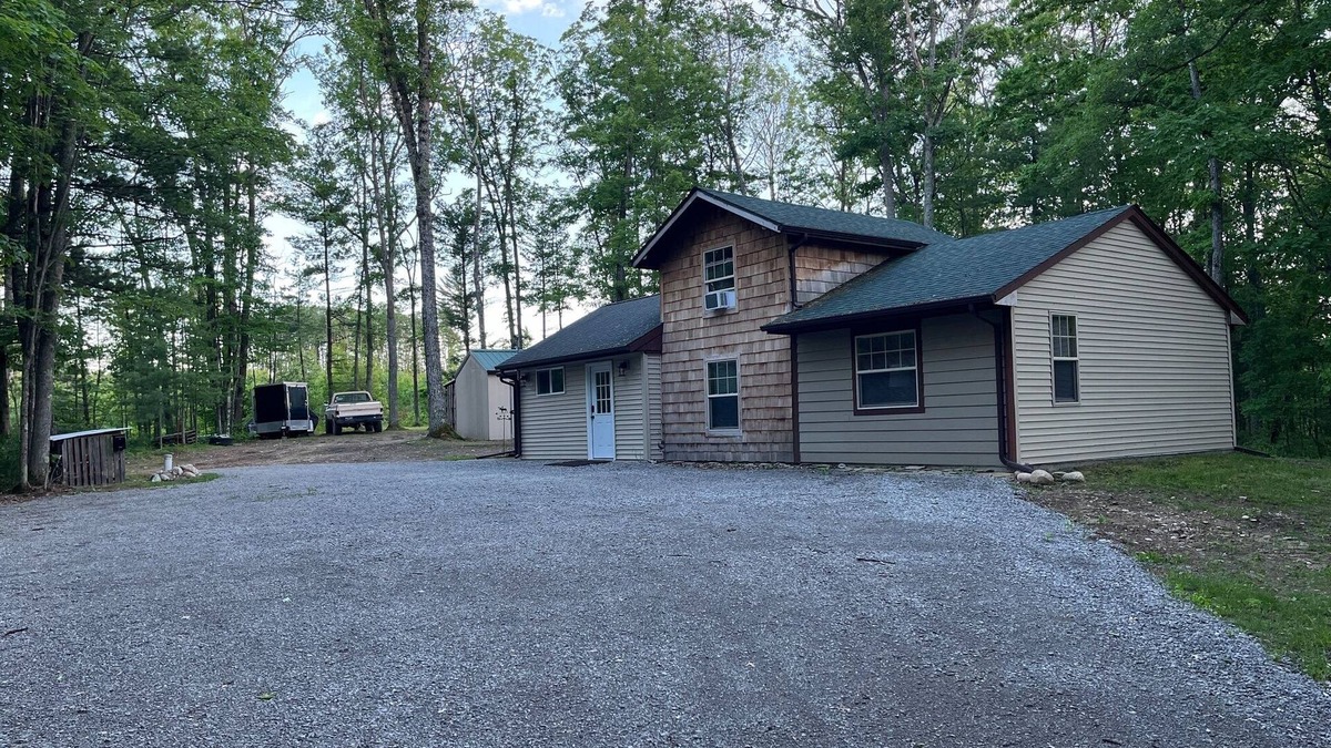 Crawford County Cabin | CABIN IN THE WOODS, 10 acres, Sleeps 8. Close to ORV trails and Forest Dunes.