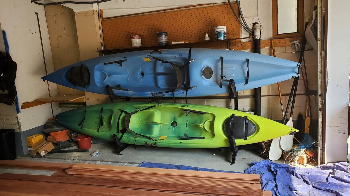 Round Hill Village Cabin | Cabin in Zephyr Cove; close to lake and slopes, hot tub and kayaks