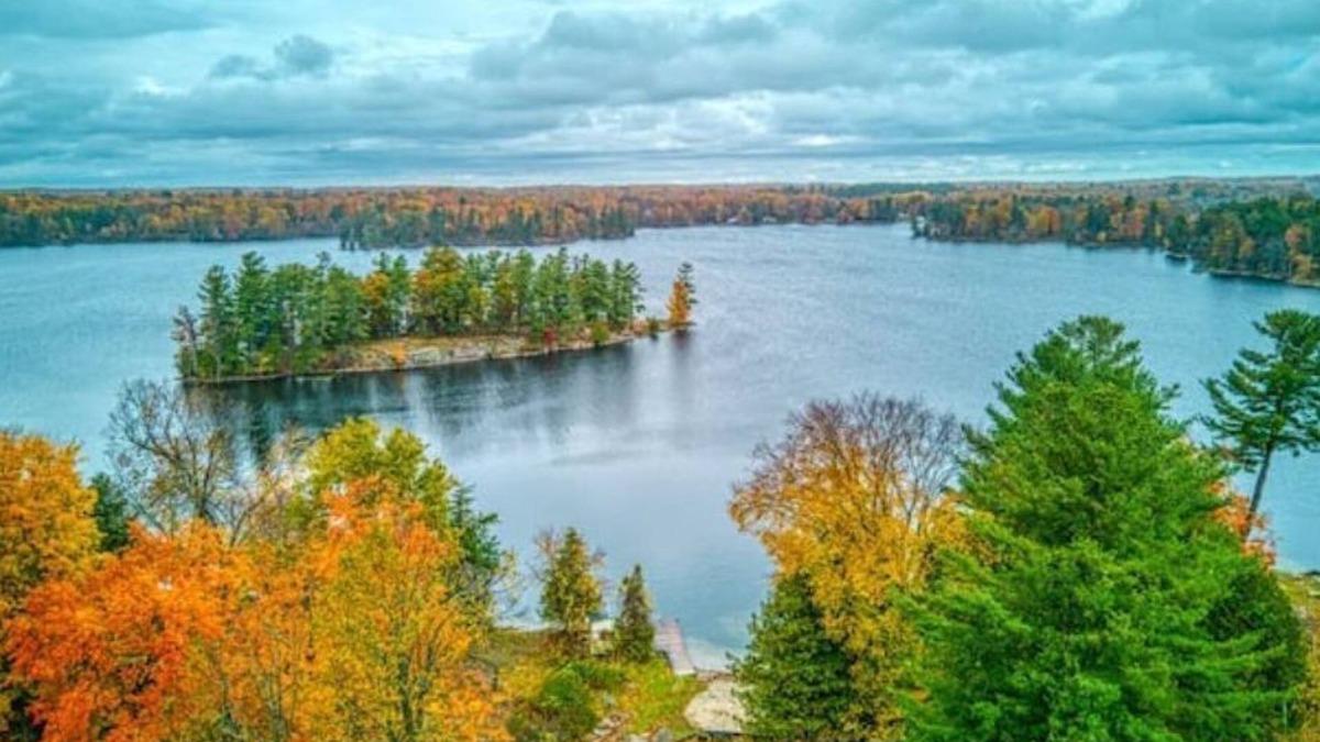 Frontenac Cabin | Cabin on the Lake
