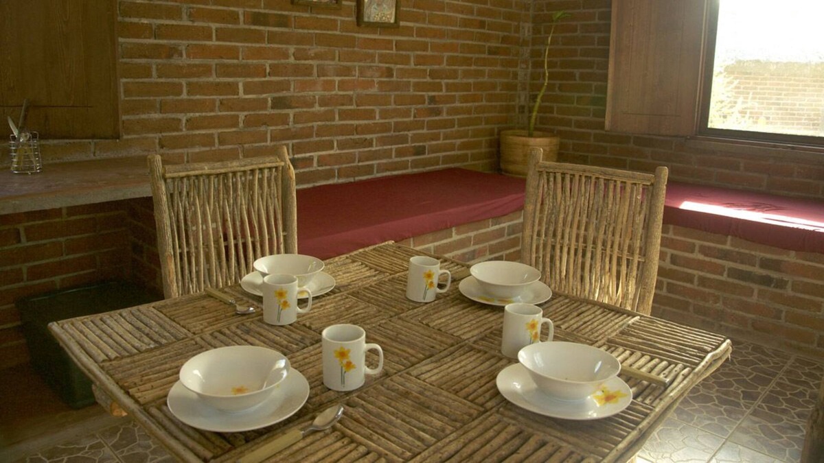 Los Cabos Cabin | Cabin retreat a few steps from waterfall