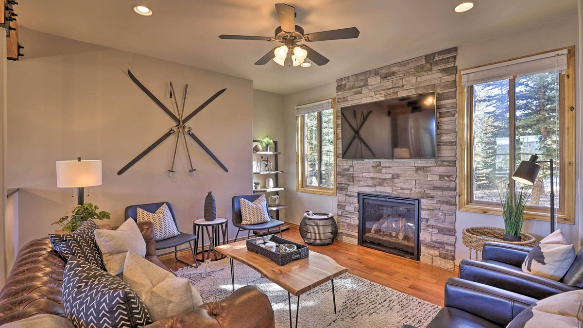 Ptarmigan Mountain Cabin | Cabin w/Game Room & Mtn Views in Silverthorne!