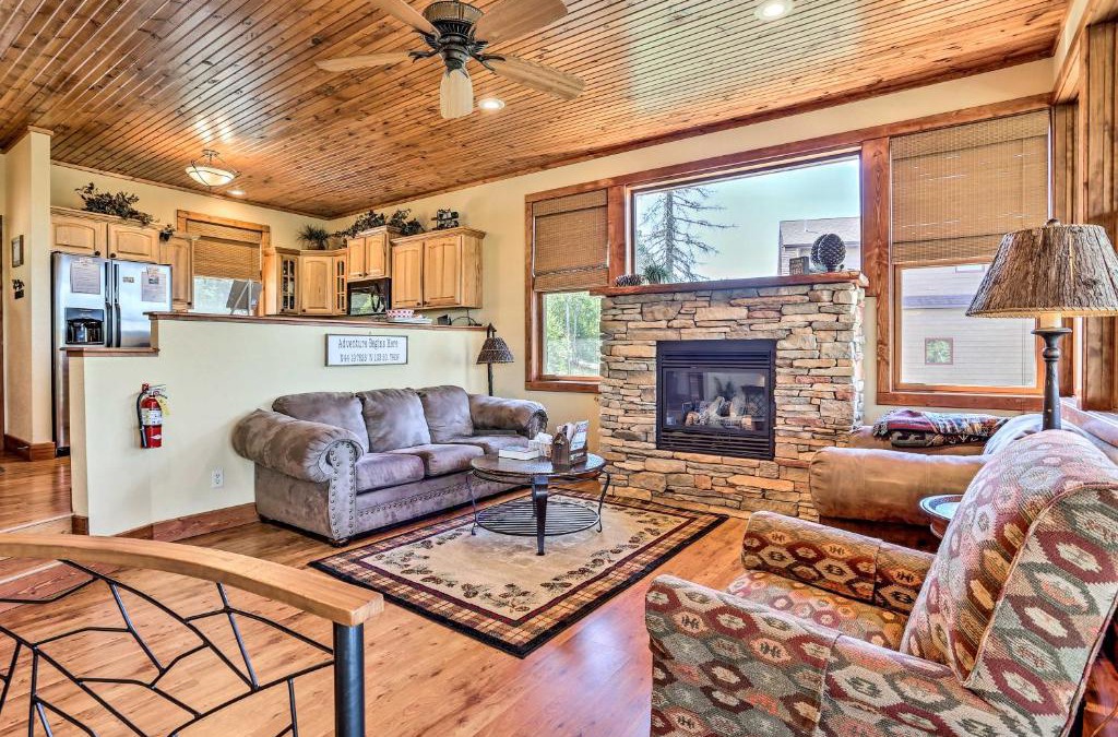 Lead House | Cabin with Deck and Hot Tub, Half Mile to Terry Peak!
