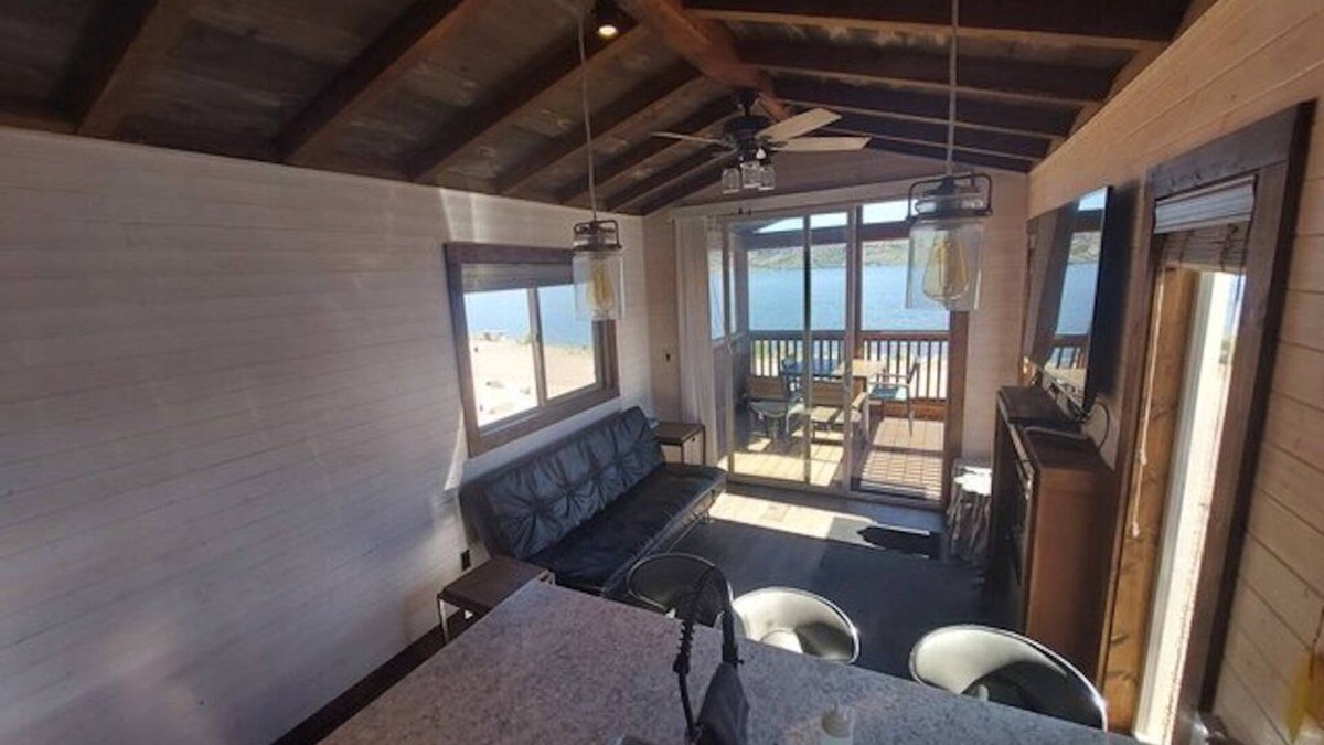Mammoth Creek Cabin | Cabins by Panguitch Lake: Where Rustic Charm Meets Amazing Fishing!