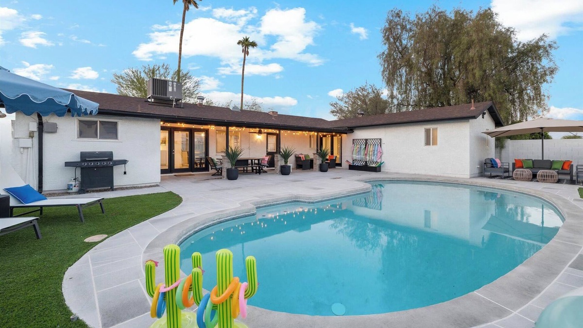 New Papago Parkway House | Cactus Bloom Villa - Spacious 5BR near Old Town Scottsdale with Private Pool