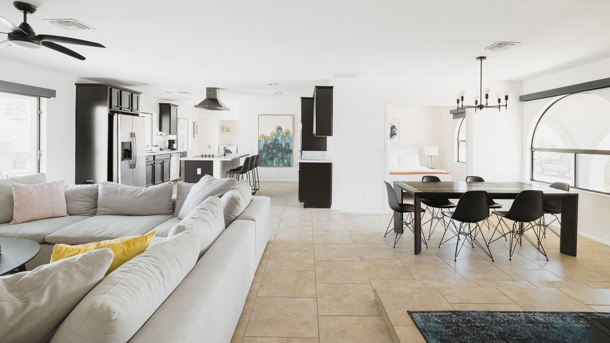 Raskin Estates House | Cactus Breeze in Scottsdale Quarter w/ 4 Beds & Pool