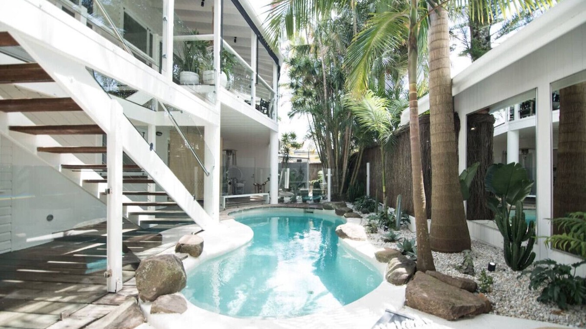 St. Lucia House | Cactus Rose Villa - Private Stay in Byron