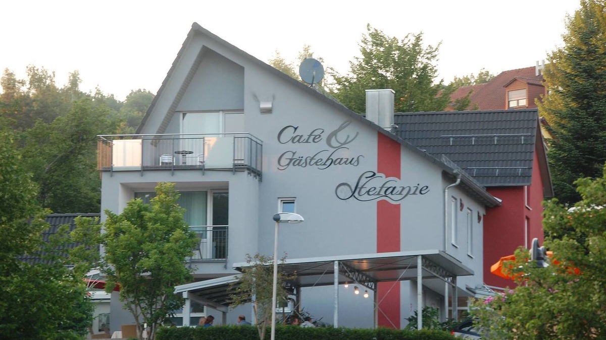 Partenstein House | Cafe Gästehaus Stefanie