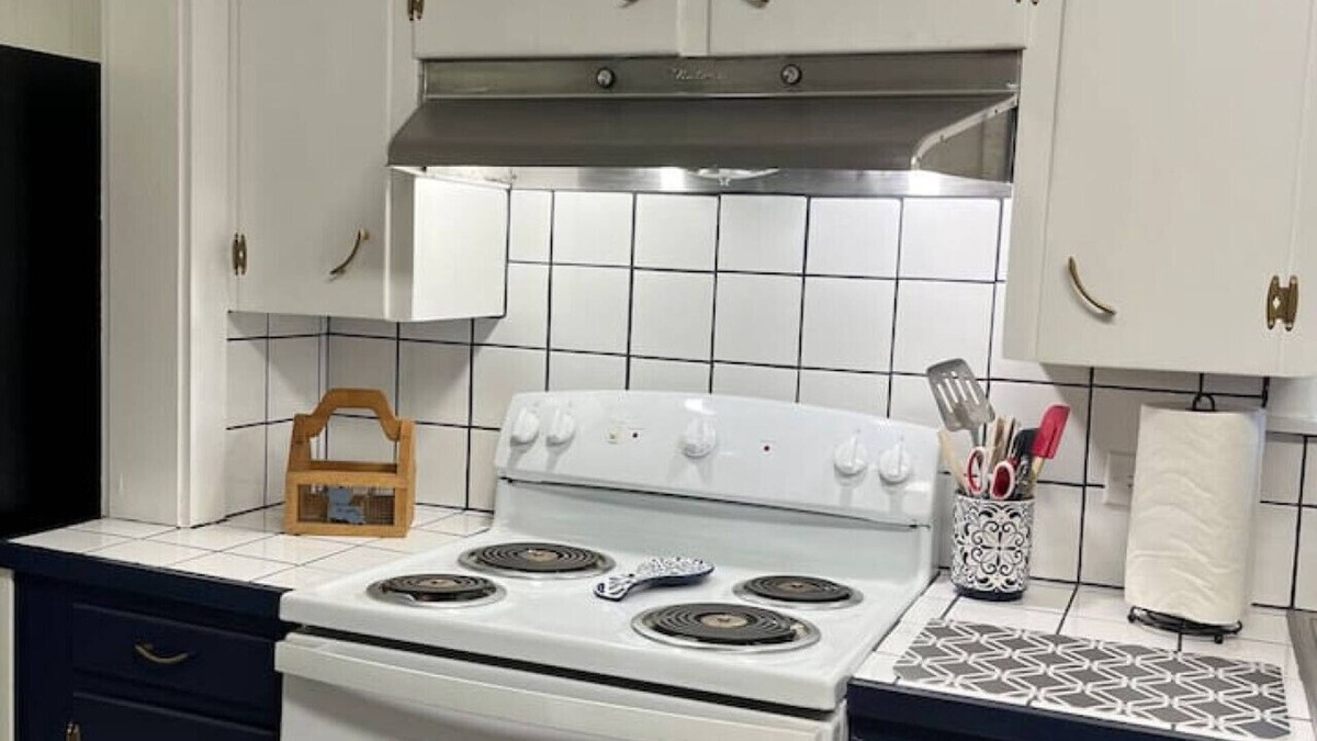 Breaux Bridge House | Cajun Rose Breaux Bridge