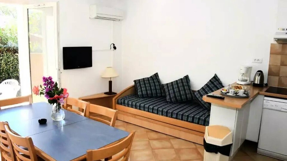 Pineto Apartment | Cala Bianca Residence * - 3 Room Apartment 6/8 People