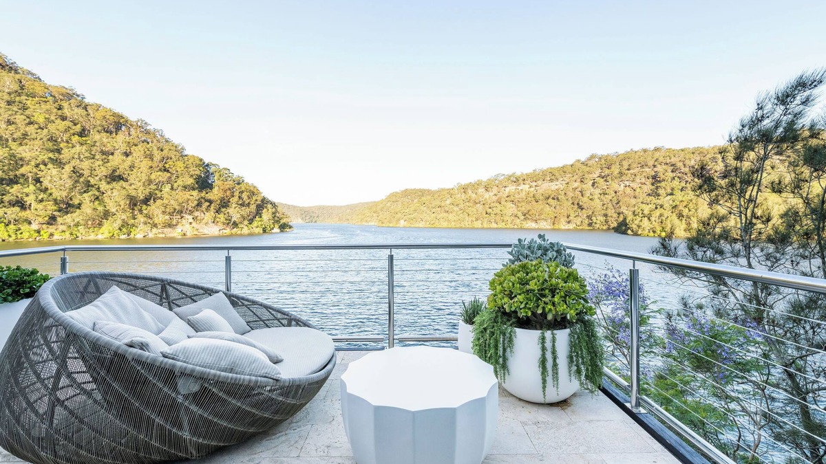 Berowra Waters Villa | Calabash Bay Lodge at Berowra Waters, 4 bed 3 bath luxury riverfront home