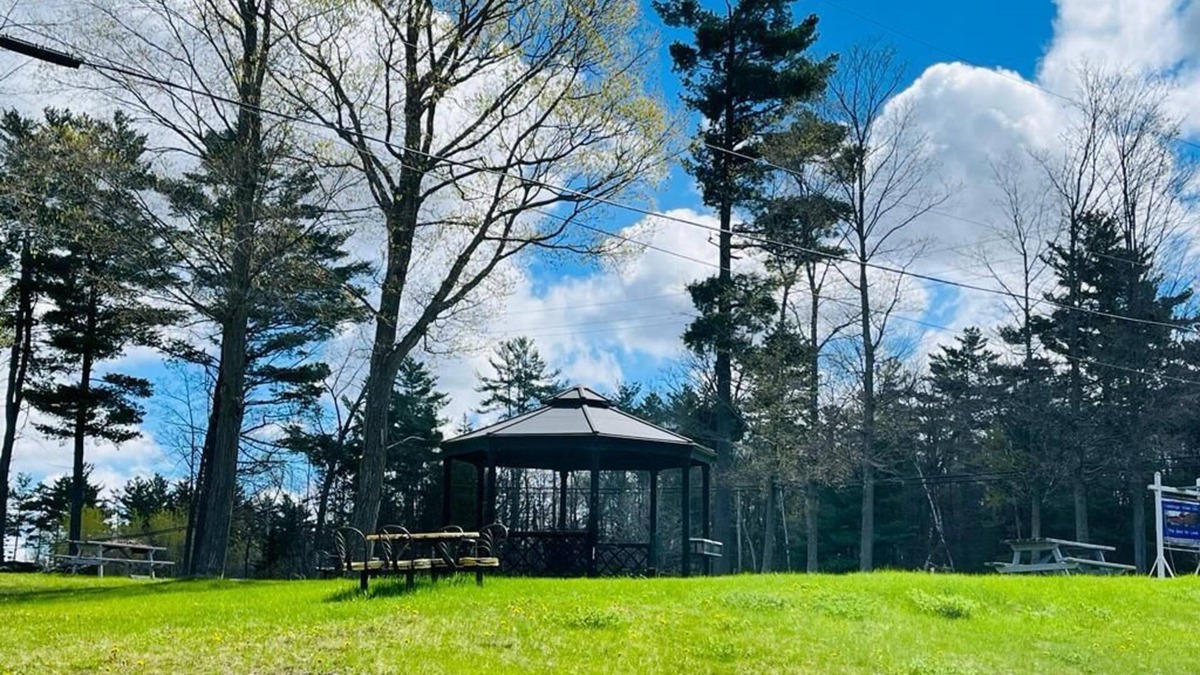 Calabogie Hotel | Calabogie Motor Inn